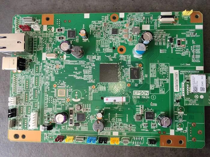 Popravilo pokvarjenih matičnih plošč, napajalnikov in drugih elektronskih komponent